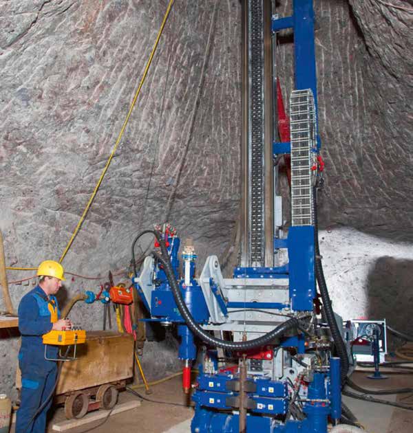 EURODRILL CH400